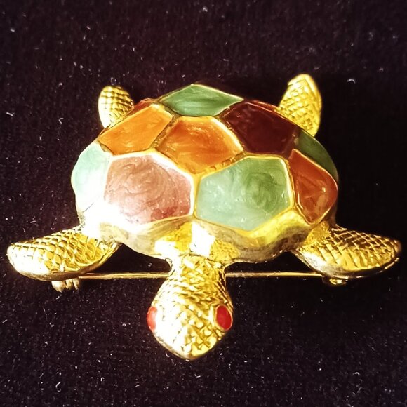 Colorful Turtle Brooch - Picture 2 of 4